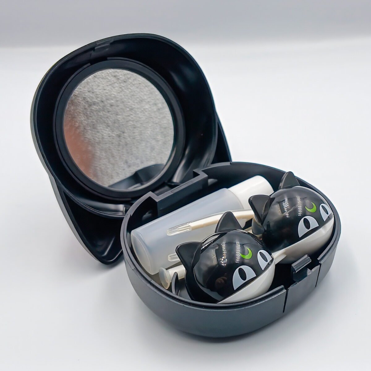 Case para lentes de contacto Gato, colores Blanco y Negro - Imagen 1